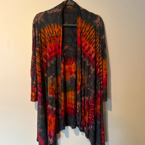 Sweaters - Colorful Tie-Dye Long Sleeve Cardigan